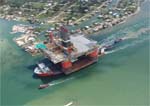 dock wise heavy lift transporting thunder hourse